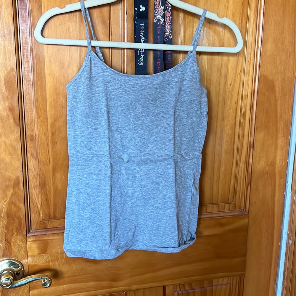 Women’s Forever 21 Grey Tank Top Size Medium